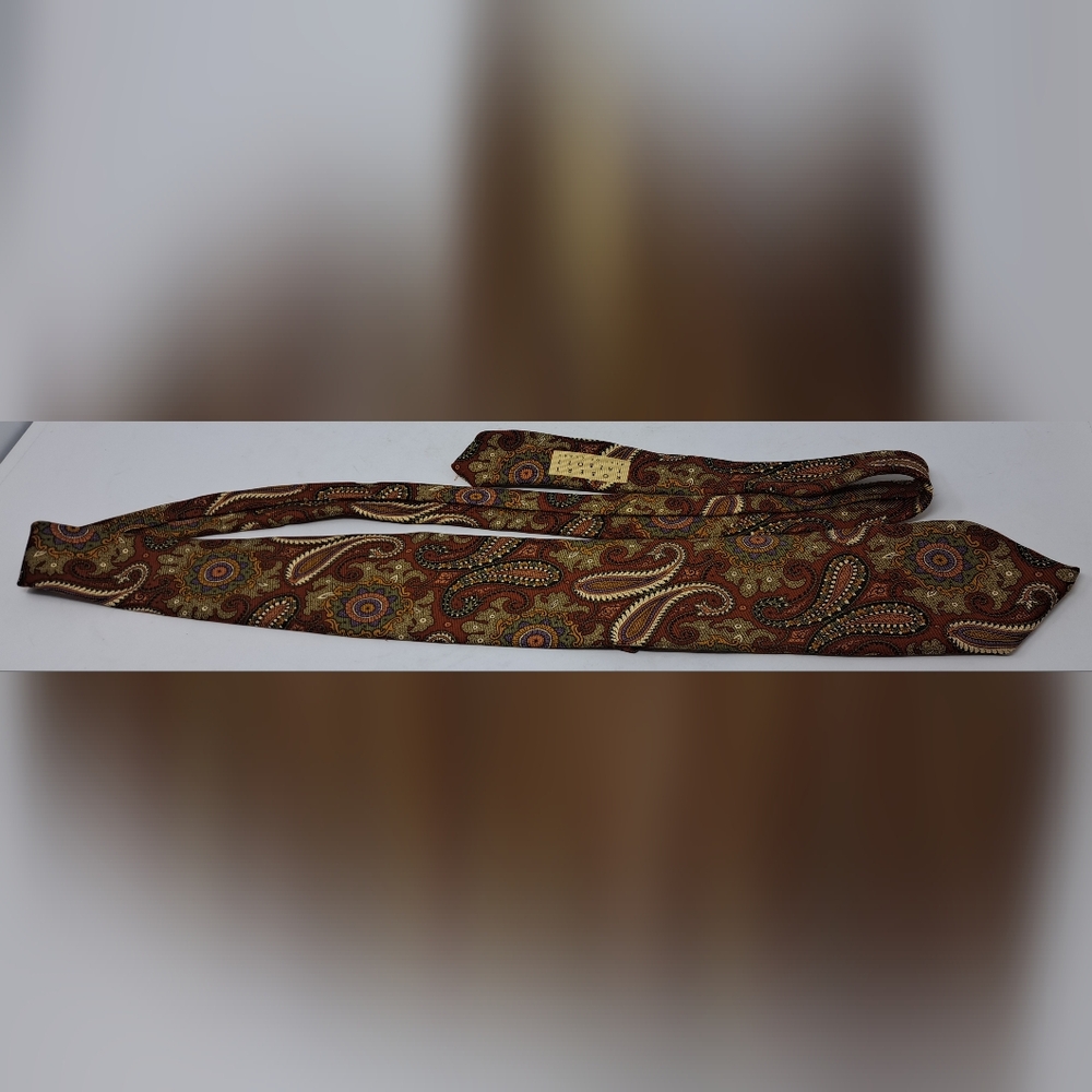 Robert Talbott Best of Class Men's Tie Ancient Madder Paisley Hand Sewn USA 59" - Picture 9 of 14
